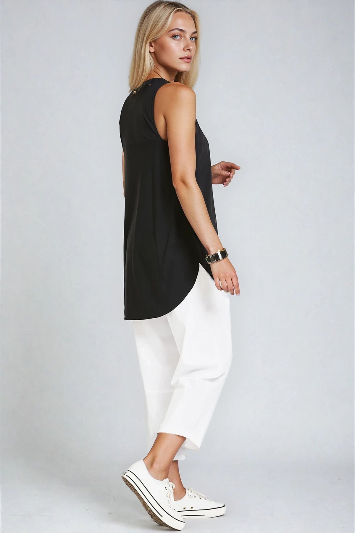 PAULA RYAN Long Layering Singlet Microjersey - Black