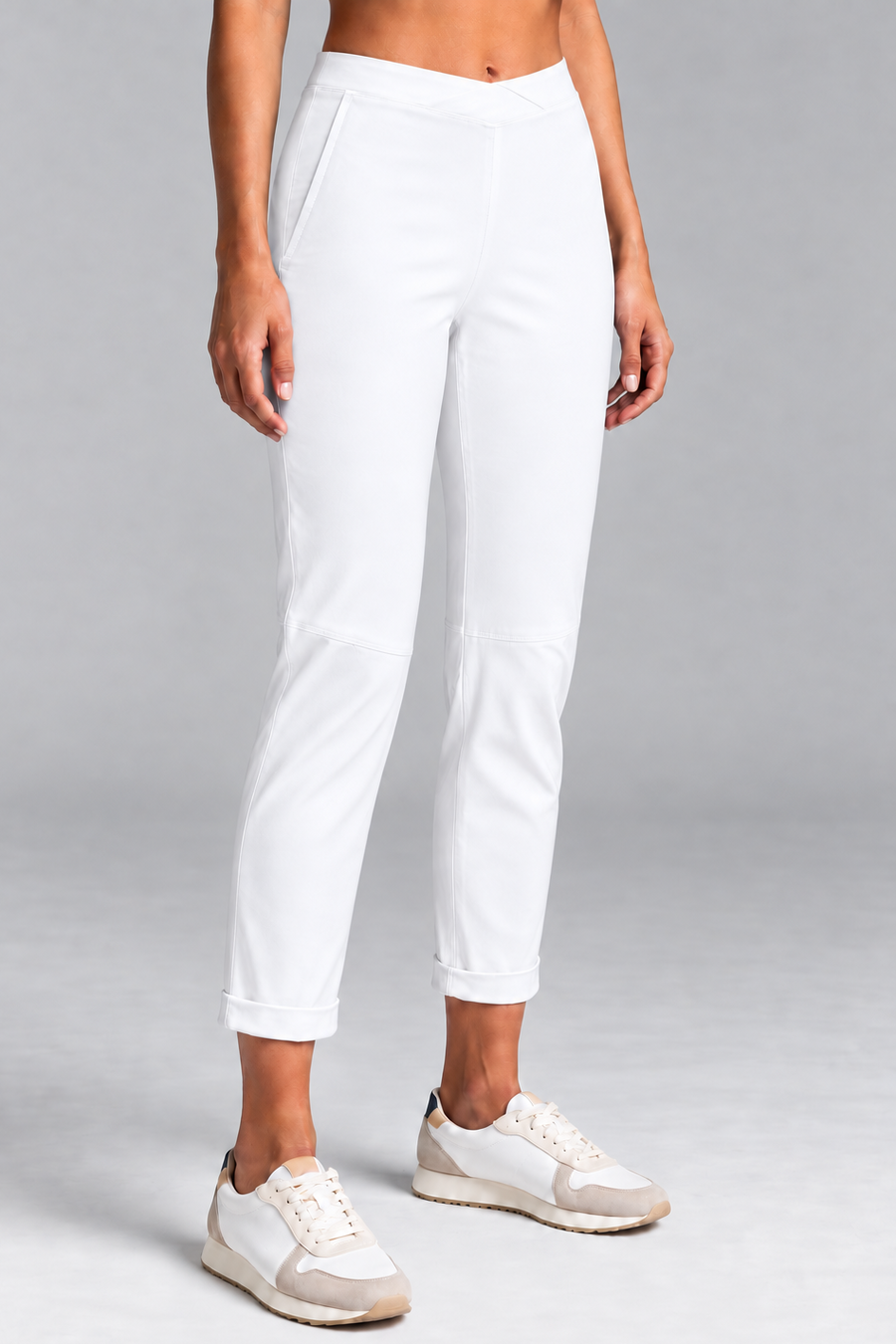 PAULA RYAN ESSENTIALS Narrow Cuff Capri Pant - Microjersey White