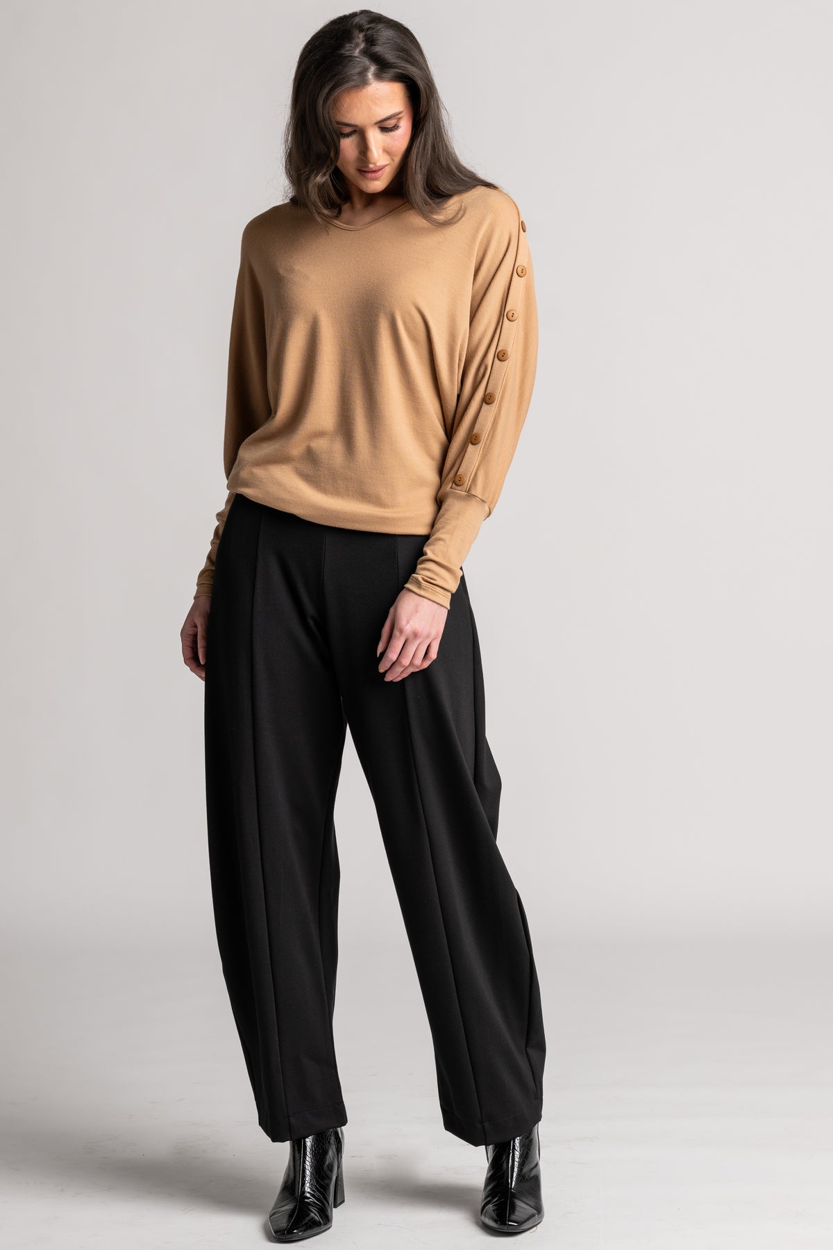 PAULA RYAN Side Zip Barrel Pant - Black Roma