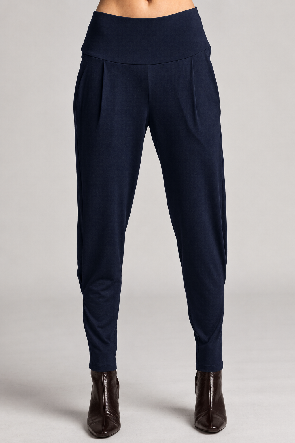 PAULA RYAN ESSENTIALS Ankle Pleat Merino Basque Pant - Navy